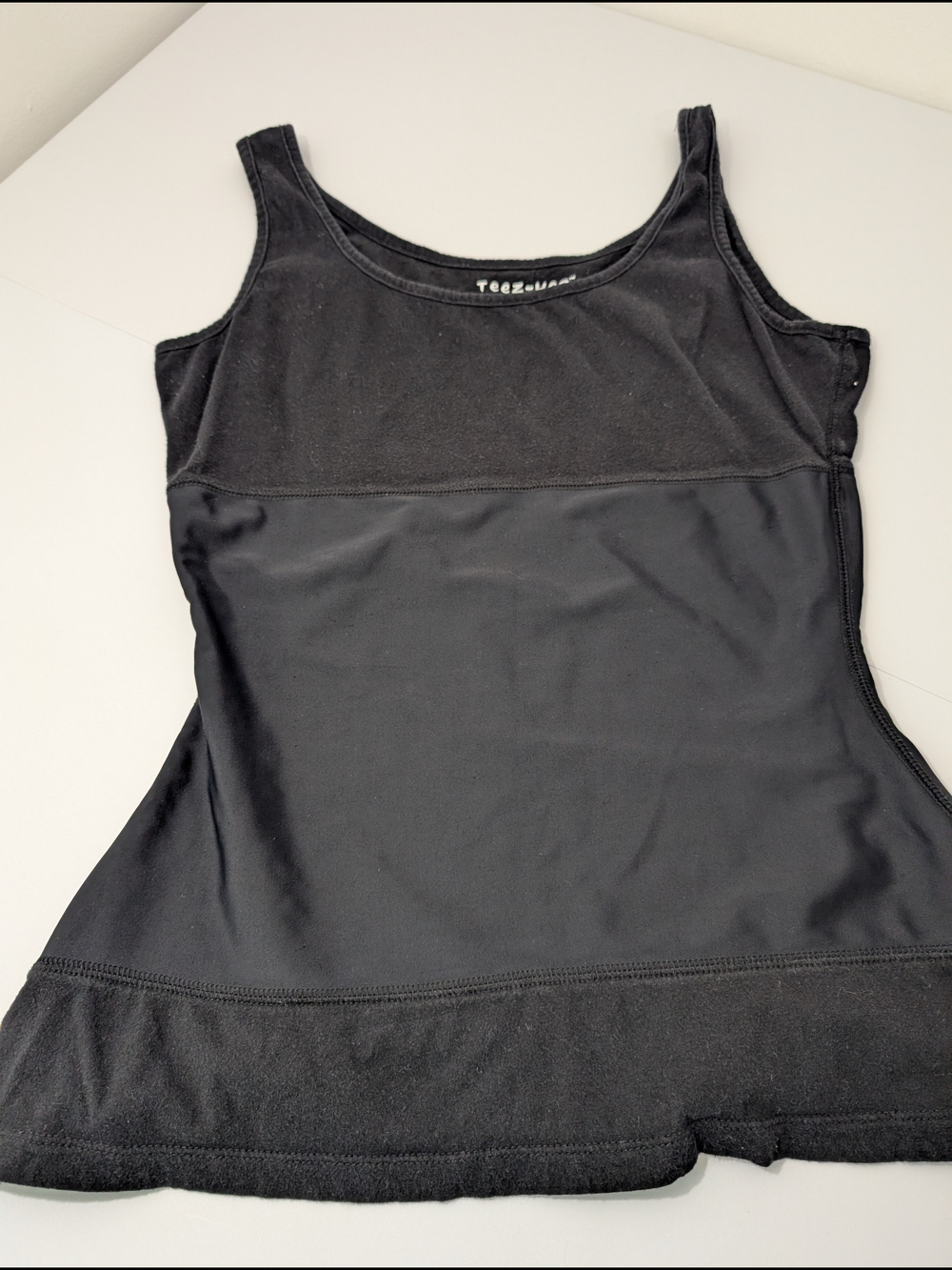 TEEZ-HER Tank Top Black ,White Size Large